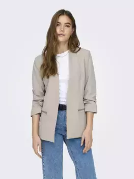 Короткий блейзер ONLBERRY 3/4 ZIP BLAZER CC TLR ", рукава 3/4 с оборками Only, цвет String