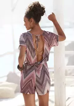 Короткий летний комбинезон LASCANA с глубоким вырезом на спине и принтом по всей поверхности, бордовый