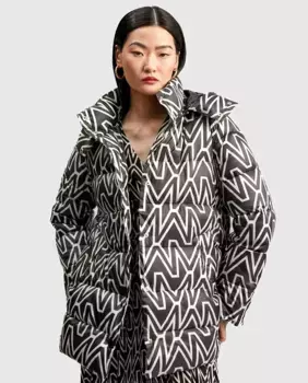 Короткий утепленный женский анорак с монограммой Lola Casademunt, черный