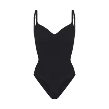 Короткое боди SKIMS Seamless Sculpt, цвет Onyx