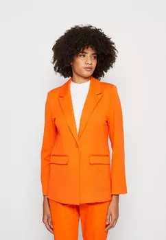 Короткое пальто b.young