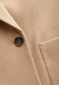 Короткое пальто DOUBLE BREASTED REGULAR FIT THE SET, коричневый