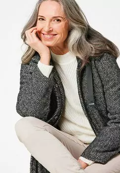 Короткое пальто GOLDNER, черный