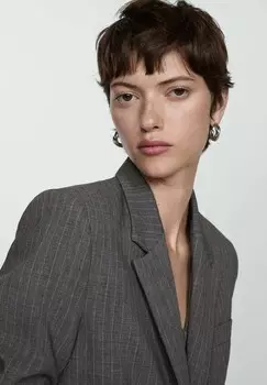 Короткое пальто Mango, серый