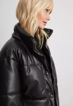 Короткое пальто NA-KD, черный