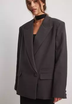 Короткое пальто NA-KD, серый