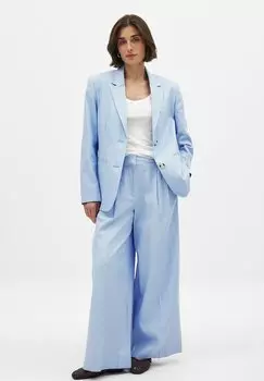 Короткое пальто REGULAR BLEND NA-KD, синий