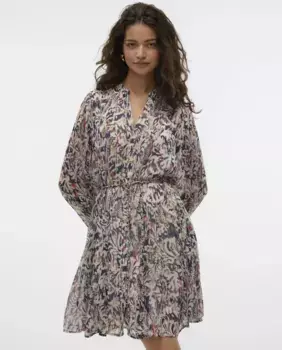 Короткое платье из воздушной ткани Vero Moda, тёмно-синий