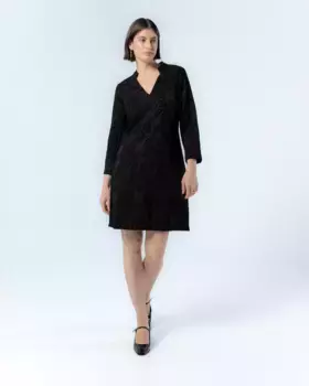 Короткое платье из жаккардовой ткани с V-образным вырезом Clara Niza, черный