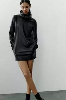 Короткое платье с эффектом кожи ZARA, черный