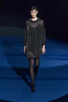 Короткое платье с бисерами ZARA, черный