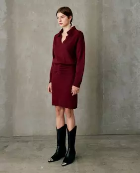 Короткое платье с длинными рукавами и V-образным вырезом Maksu, гранатовый