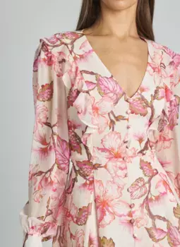 Короткое платье с рюшами, воротником-пико и длинными буфонированными рукавами Alma en Pena, розовый