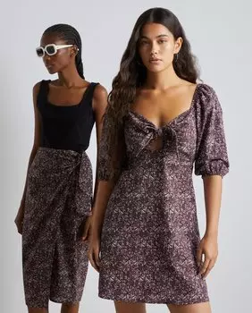 Короткое платье с вырезом Easy Wear, бордо
