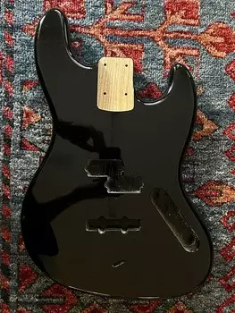 Корпус Fender Jazz Bass, болотный ясень, Nitro Black Wildwood for Fender