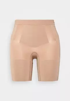 Корректирующее белье ONCORE MID-THIGH SHORT Spanx, светло-коричневый
