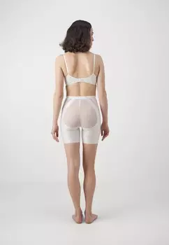 Корректирующее белье SHAPING BOOTY LIFTING Spanx, кремовый