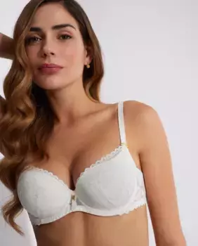 Корректирующий бюстгальтер с пеной и кружевом Selmark, цвет Crudo