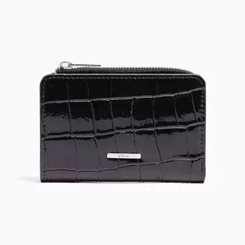 Кошелек Bershka Embossed Faux Patent Animal Print, черный