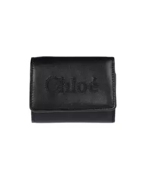 Кошелек из телячьей кожи с застежкой замком. Chlo, черный
