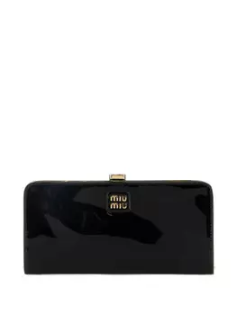 Кошелек Miu Miu из лакированной кожи, черный