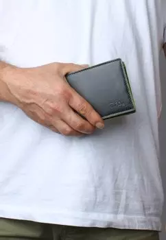 Кошелек TERO Vargu, черный