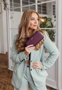 Кошелек VUCH, вино