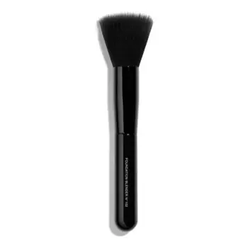 Косметическая кисточка PINCEAU ESTOMPE TEINT N°102 Chanel, 1 UD