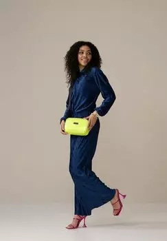 Косметичка BEAUTY SET SUITSUIT, желтый