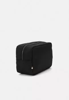 Косметичка CATCH 2.0 WASHBAG BOSS, черный