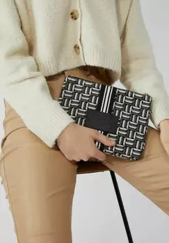 Косметичка KOSMETIK RETROMUSTER Codello, черный