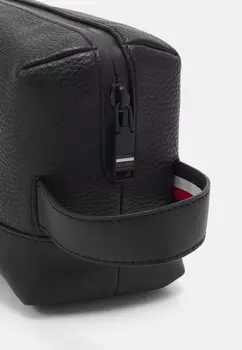 Косметичка Transit Medium Washbag Unisex Tommy Hilfiger, черная