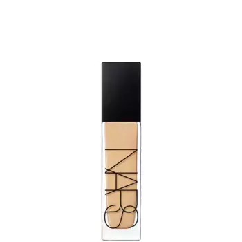 Косметика натуральная сияющая стойкая тональная основа - фиджи Nars, цвет fiji