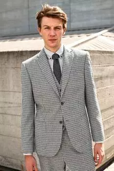 Костюм в ломаную клетку с пиджаком Next, серый