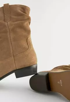 Ковбойские/байкерские ботильоны FOREVER COMFORT SLOUCH Next, коричневый