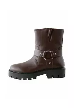 Ковбойские/байкерские ботинки по щиколотку STANDARD WIDE FIT FOREVER COMFORT BUCKLE STRAP Next, красный