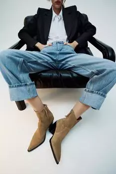 Ковбойские ботинки на высоком каблуке ZARA, песочно-коричневый