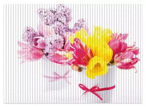 Коврик для душа Wallario, нескользящий коврик, коврик для ванной, коврик для двери. Два цветочных букета из желтых, красных тюльпанов и сирени, размер примерно 70 х 50 см, белый