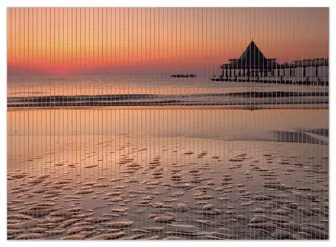 Коврик для душа Wallario, нескользящий коврик, коврик для ванной, коврик для двери, вечерний пляж - пирс на курорте Херингсдорф на Балтийском море, размер ок. 90 х 65 см, коричневый