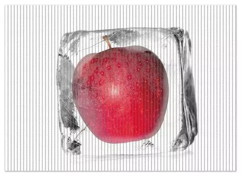 Коврик для душа Wallario, нескользящий коврик, коврик для ванной, коврик для ног, красное яблоко в кубиках льда — ледяные фрукты, размер ок. 90 х 65 см, красный