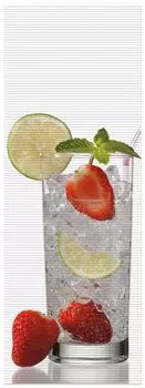 Коврик для душа Wallario, нескользящий коврик, коврик для ванной, коврик для ног, стакан воды с клубникой, размер ок. 180 х 65 см, белый