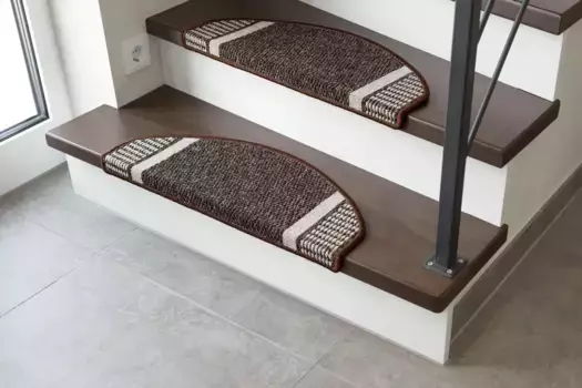 Коврик для лестницы Andiamo "Runner", полукруглый, крапчатый, с каймой, набор из 15 шт 28х65 см, коричневый