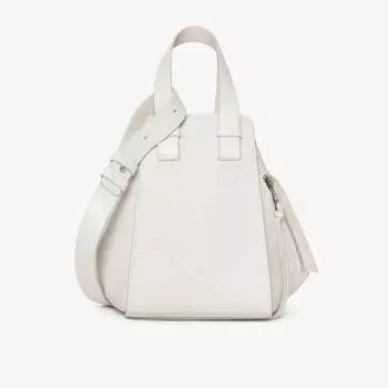 Кожаная сумка на плечо hammock с тисненым логотипом Loewe, белый