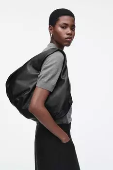 Кожаная сумка "облако" типа tote COS, черный