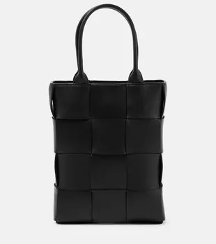 Кожаная сумка-тоут Cassette Mini Bottega Veneta, черный