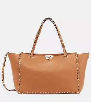 Кожаная сумка-тоут Rockstud Medium Valentino Garavani, цвет almond beige