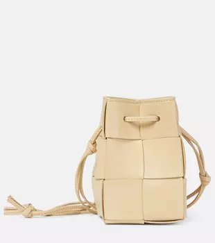 Кожаная сумка-ведро Cassette Mini Bottega Veneta, бежевый