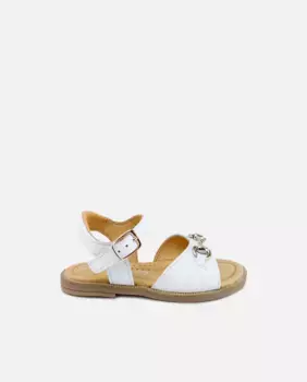 Кожаные босоножки для девочки с металлической отделкой Eli 1957, белый