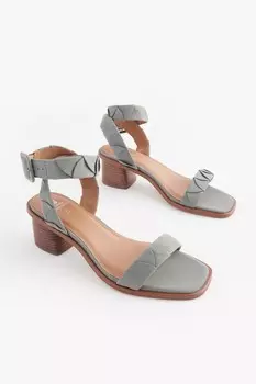 Кожаные босоножки Forever Comfort на низком каблуке Next, синий