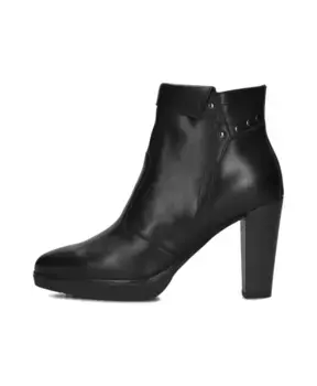 Кожаные ботинки с металлическими заклепками Nerogiardini, черный